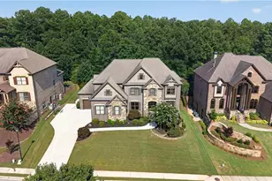 2013 Skybrooke Ln, Hoschton, GA 30548 - Photo 3