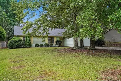 152 Olde Hampton Way, Hampton, GA 30228 - Photo 5