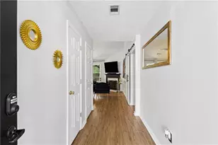 3752 Chesapeake Trace Ln, Flowery Branch, GA 30542 - Photo 5
