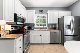 3875 Stutz St, Cumming, GA 30041 - Photo 5
