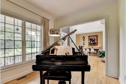 4825 Meadow Park Lane, Suwanee, GA 30024 - Photo 17