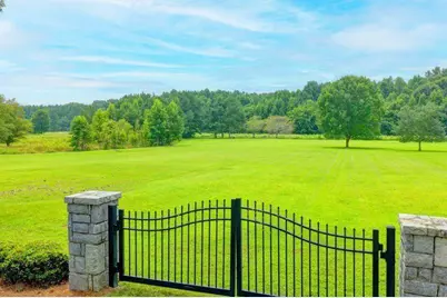 4825 Meadow Park Lane, Suwanee, GA 30024 - Photo 105