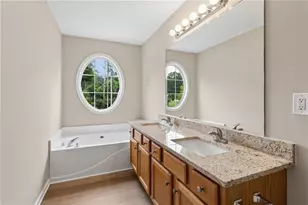 785 Pinewood Dr, Marietta, GA 30064 - Photo 21