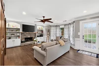 4043 Penhurst Drive, Marietta, GA 30062 - Photo 3