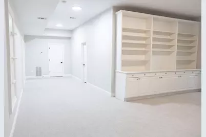 260 Lake Summit View, Atlanta, GA 30342 - Photo 51