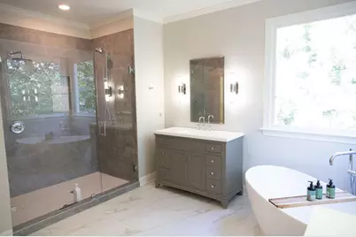 260 Lake Summit View, Atlanta, GA 30342 - Photo 33