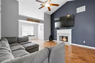 1684 Amhearst Walk Rd, Lawrenceville, GA 30043 - Photo 3