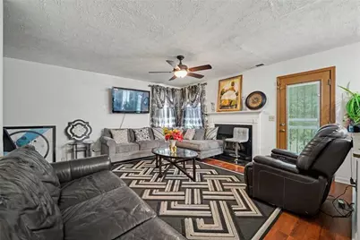 6258 Phillips Lake Court, Lithonia, GA 30058 - Photo 7