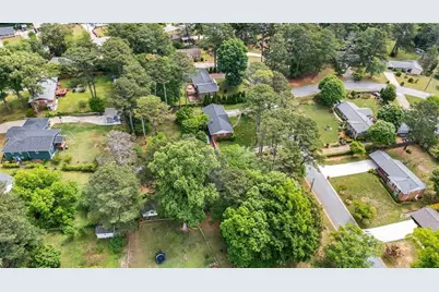 5597 Bob White Circle, Lilburn, GA 30047 - Photo 47