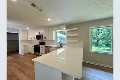 1620 Colonial South Drive SW, Conyers, GA 30094 - Photo 15