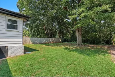 208 Silver Springs Circle SW, Atlanta, GA 30310 - Photo 29