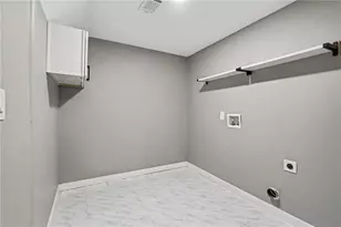 208 Silver Springs Cir SW, Atlanta, GA 30310 - Photo 13