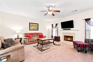 590 Buckingham Ter, Fairburn, GA 30213 - Photo 3