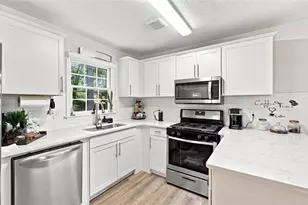 137 Landing Ln, Powder Springs, GA 30127 - Photo 5