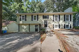 3909 Valley Brook Rd, Snellville, GA 30039 - Photo 1