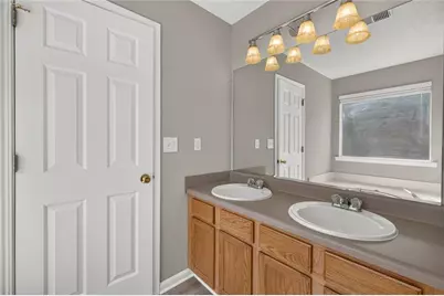 1637 Summit Creek Way, Loganville, GA 30052 - Photo 23