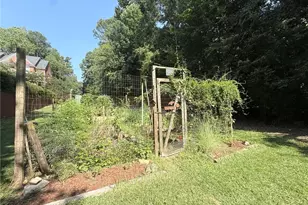 14 Carrington Way, Sandy Springs, GA 30328 - Photo 47