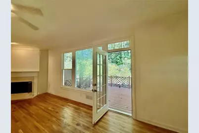 14 Carrington Way, Sandy Springs, GA 30328 - Photo 13