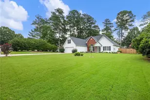 835 Winding Grove Ln, Loganville, GA 30052 - Photo 7
