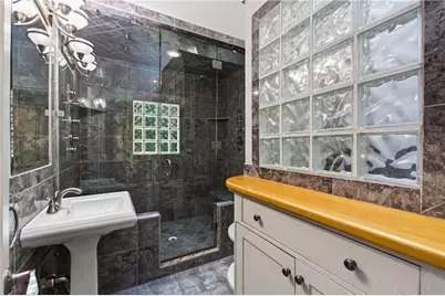1040 Lindridge Drive NE, Atlanta, GA 30324 - Photo 35