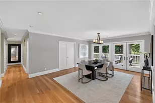 1040 Lindridge Dr NE, Atlanta, GA 30324 - Photo 13