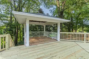 1040 Lindridge Dr NE, Atlanta, GA 30324 - Photo 59