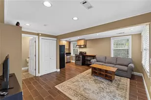 1040 Lindridge Dr NE, Atlanta, GA 30324 - Photo 43