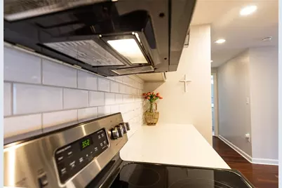 3481 Lakeside Drive NE #804, Atlanta, GA 30326 - Photo 15