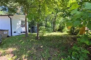 5170 Hurt Bridge Rd, Cumming, GA 30028 - Photo 19