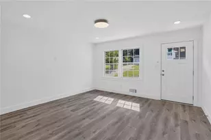 6464 Rabun Rd, Morrow, GA 30260 - Photo 3