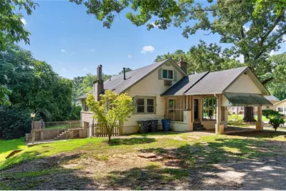 1885 Connally Drive, Atlanta, GA 30344 - Photo 5