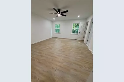 6211 Emerald Springs Drive SE, Acworth, GA 30102 - Photo 19