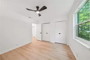 22 Dunwoody Springs Dr, Atlanta, GA 30328 - Photo 23