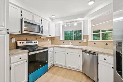 22 Dunwoody Springs Drive, Atlanta, GA 30328 - Photo 13