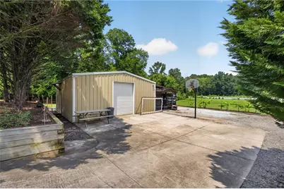 43 Bailey Drive SW, Lilburn, GA 30047 - Photo 31