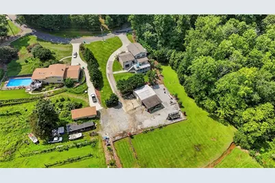 43 Bailey Drive SW, Lilburn, GA 30047 - Photo 39