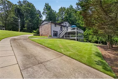 43 Bailey Drive SW, Lilburn, GA 30047 - Photo 3