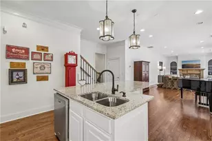 934 Grey Village Cir, Marietta, GA 30068 - Photo 7
