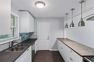 109 Ruzelle Dr SE, Atlanta, GA 30354 - Photo 9