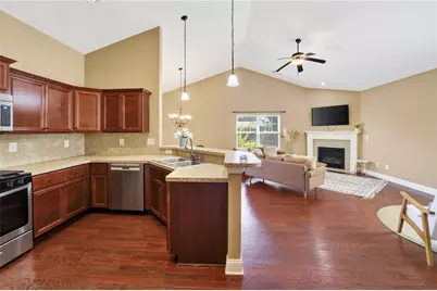 4814 Lost Creek Drive, Gainesville, GA 30504 - Photo 5