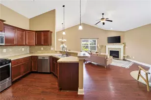 4814 Lost Creek Dr, Gainesville, GA 30504 - Photo 5