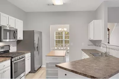 940 Tree Creek Boulevard, Lawrenceville, GA 30043 - Photo 15