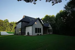 6220 Blackjack Rd, Flowery Branch, GA 30542 - Photo 45