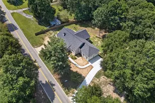 1106 Dee Kennedy Rd, Auburn, GA 30011 - Photo 35