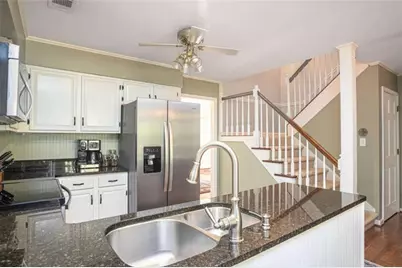 1707 Red Fox Run, Lilburn, GA 30047 - Photo 19