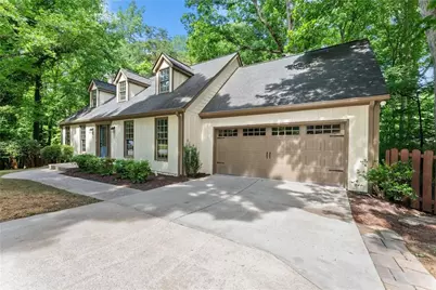 1476 W Lake Drive, Gainesville, GA 30501 - Photo 3