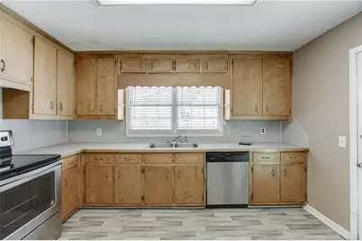 6076 Atlanta Highway, Flowery Branch, GA 30542 - Photo 15