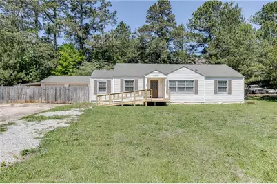 6076 Atlanta Highway, Flowery Branch, GA 30542 - Photo 3
