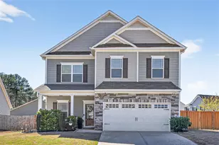 321 Eagles Blf Wy, Hoschton, GA 30548 - Photo 3