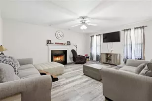 363 Barrington Dr, Hiram, GA 30141 - Photo 3